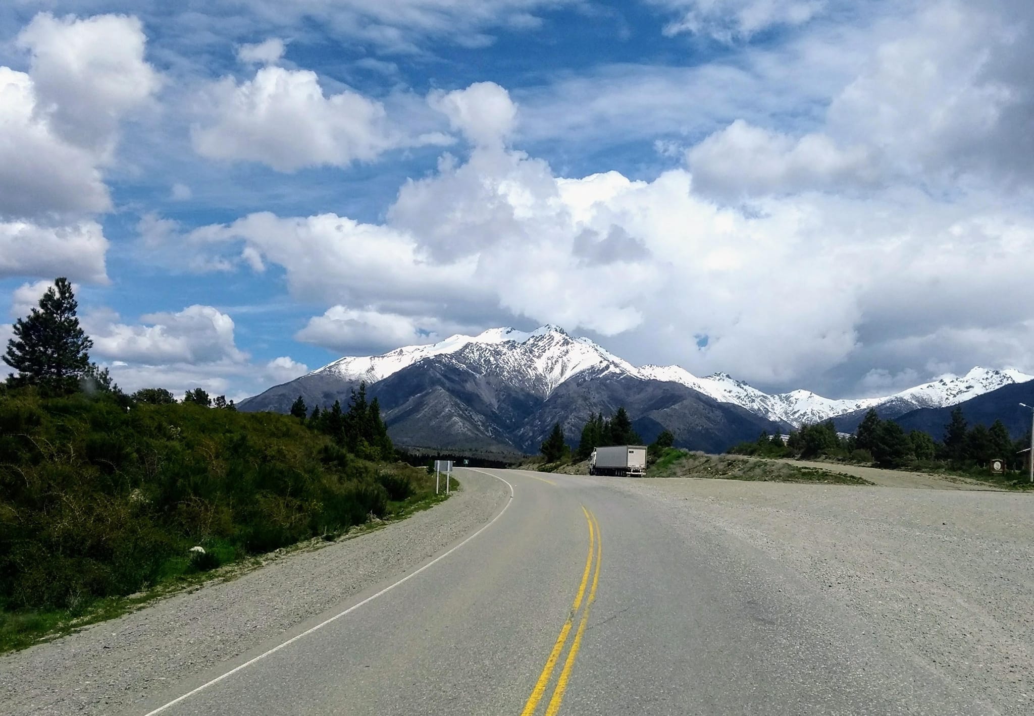 Expreso Rutas Argentinas – Fletes y Mudanzas